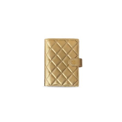CHANEL MASTER QUILTED PASSPORT HOLDER A96066 (15*10*3cm) 
